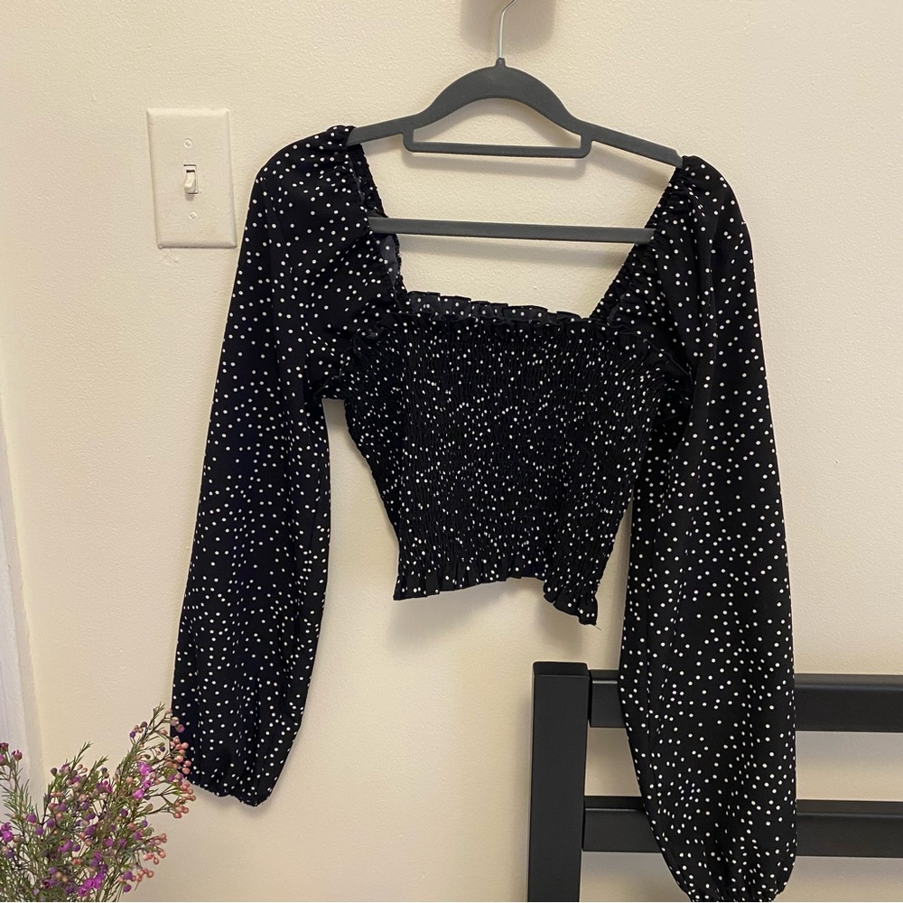 polka dot puff sleeve top
